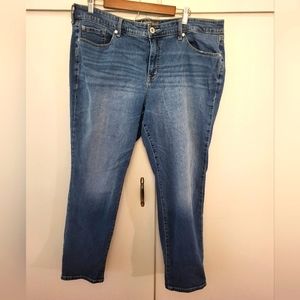 Torrid Boyfriend Straight Jeans